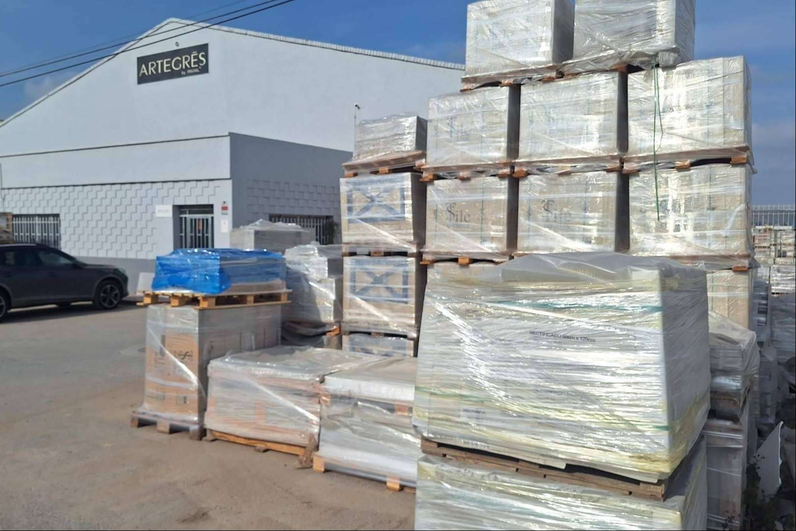Azulejos Artegres destaca en la venta OUTLET de azulejos porcelánicos