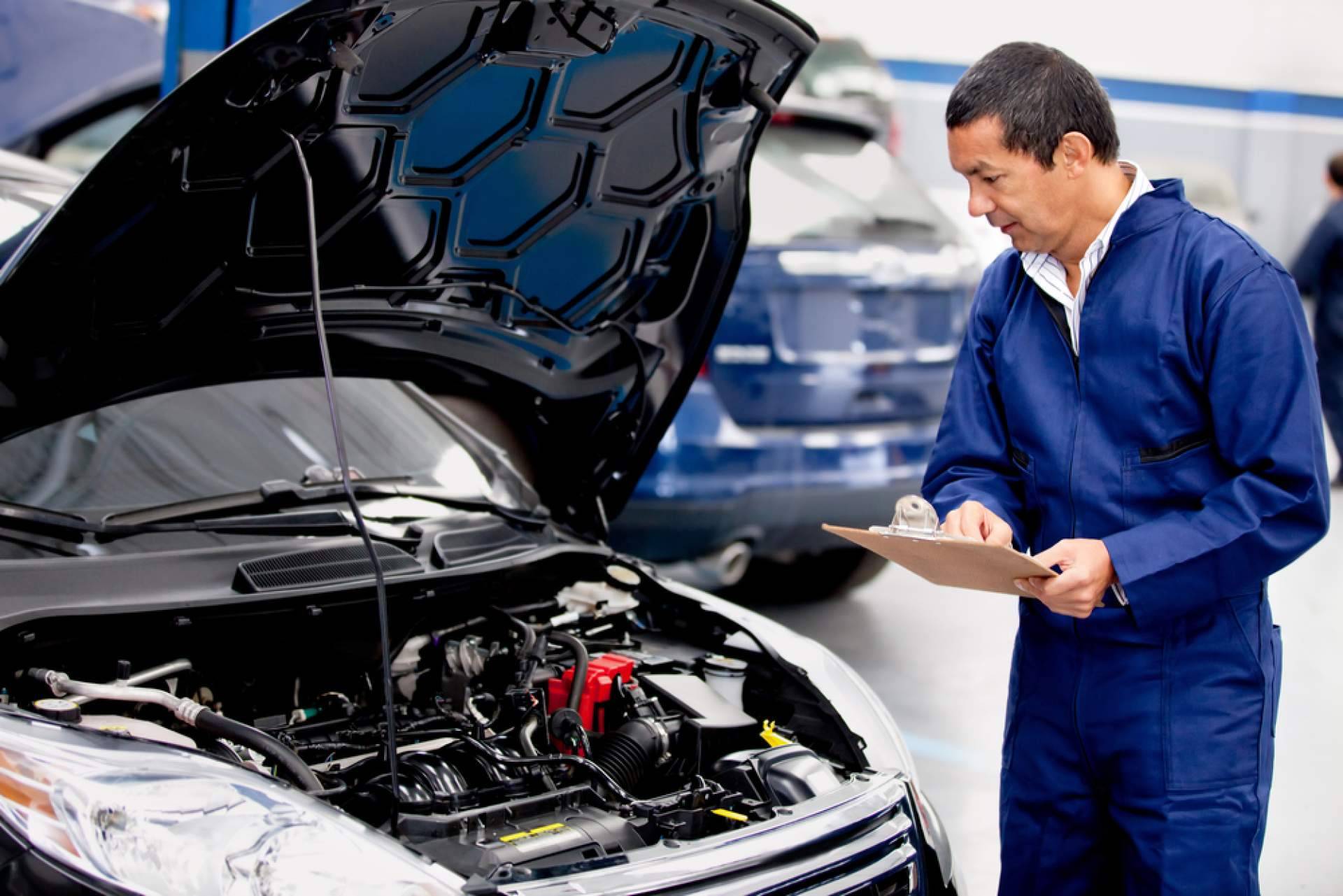 CEESA digitaliza la gestión diaria de los talleres mecánicos con su solución especializada Talleres Líder Click