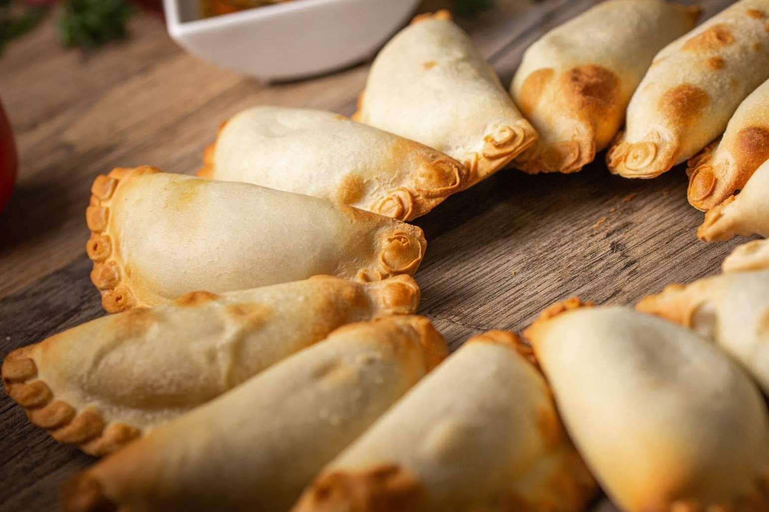 Empanadas El Rosario amplía su presencia en Europa con 19 sabores y distribución profesional sin pedido mínimo