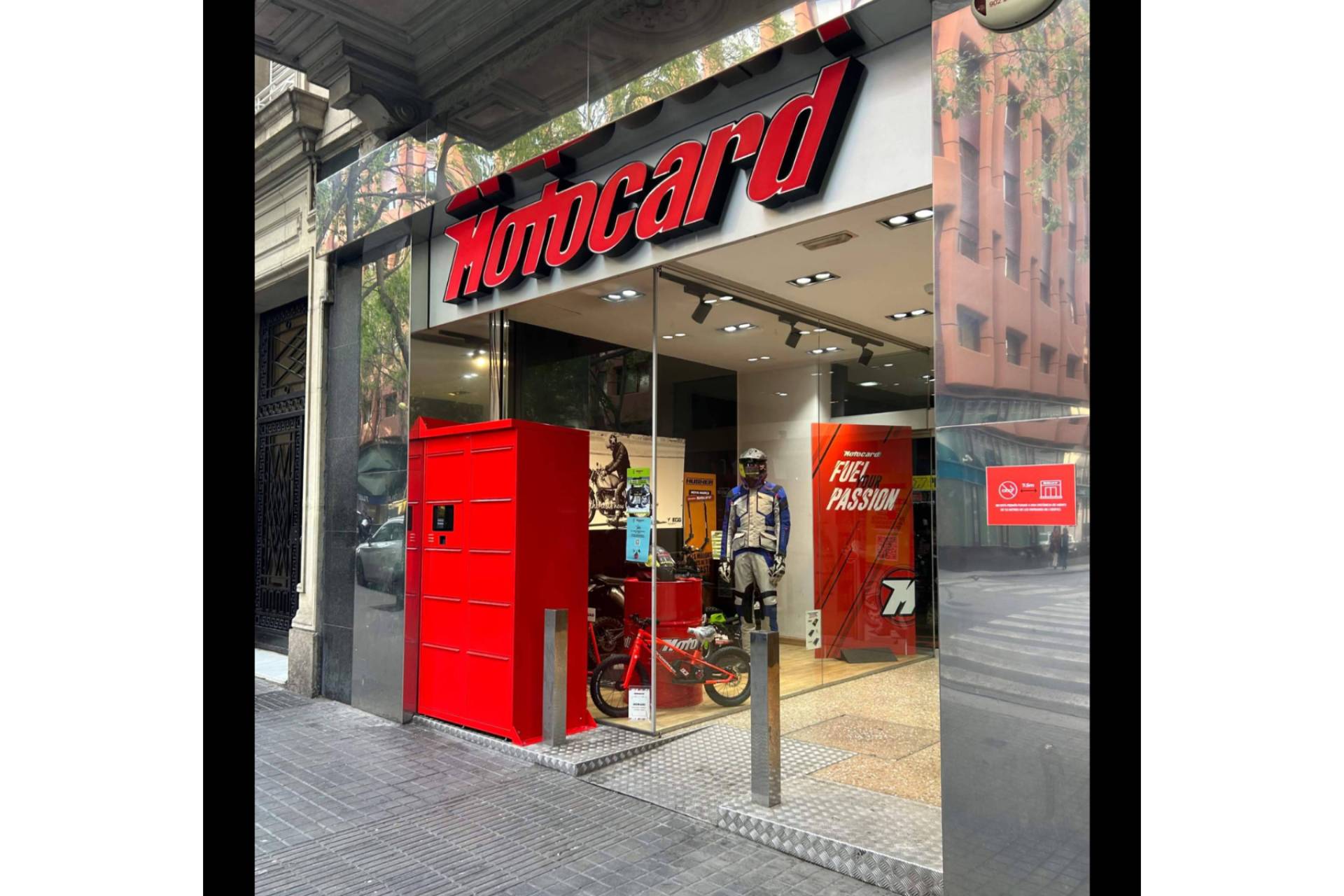 Setroc crece en España con su oferta de taquillas inteligentes personalizadas para negocios e industrias