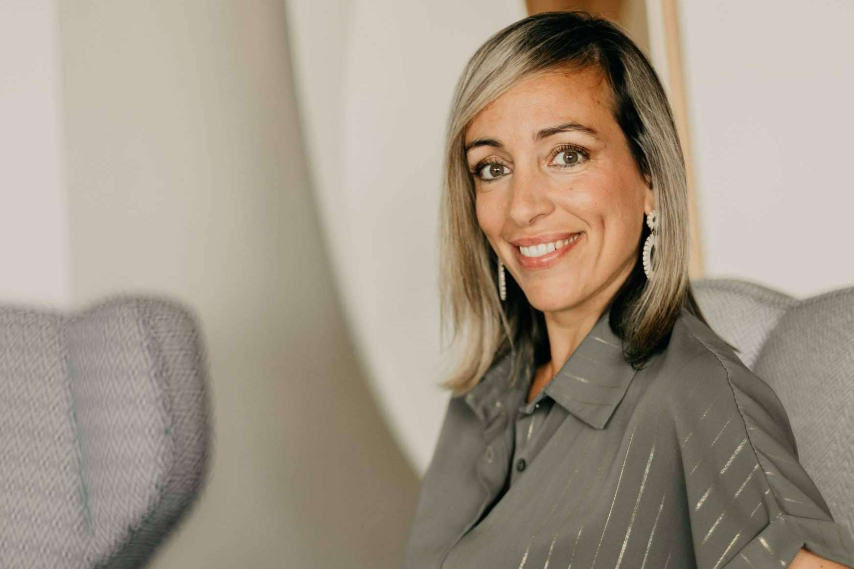Julia Mata Bueso, psicóloga experta en relaciones; 'No hay salud mental sin relaciones sanas'