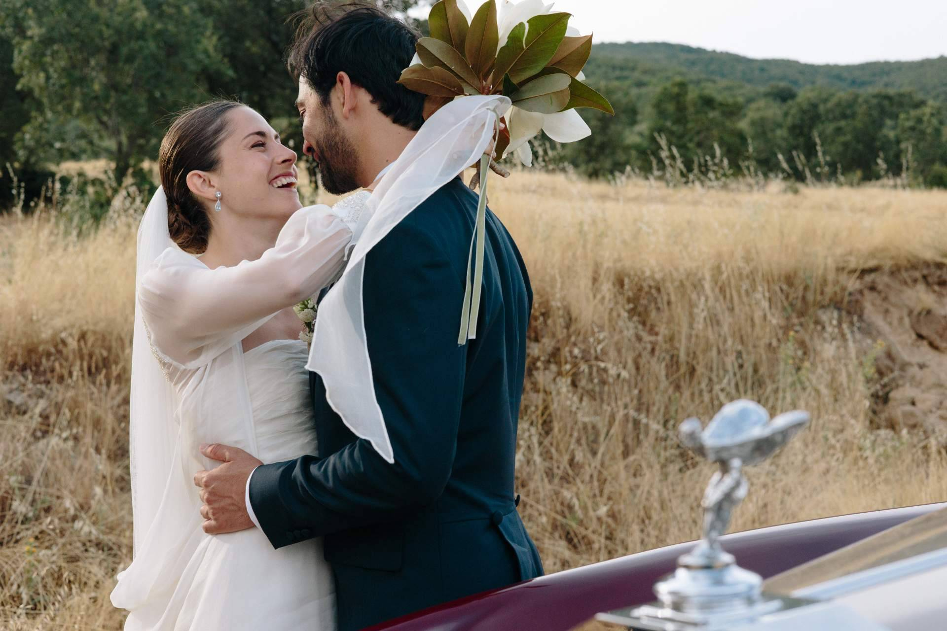 El atelier madrileño que redefine la alta costura nupcial con cada historia de amor