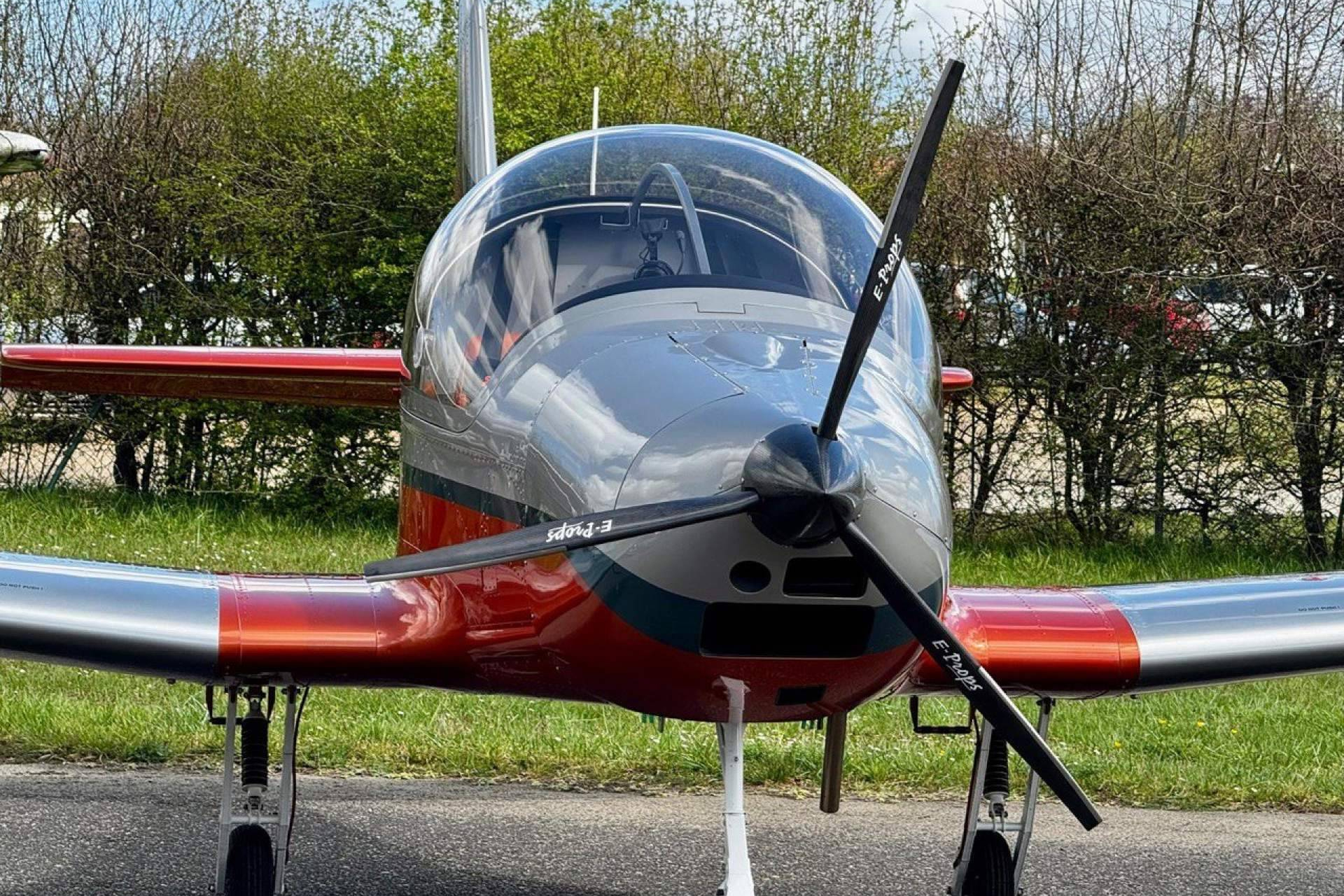 Asturfly ofrece un curso piloto de ultraligero con impacto positivo en el estrés y la superación personal