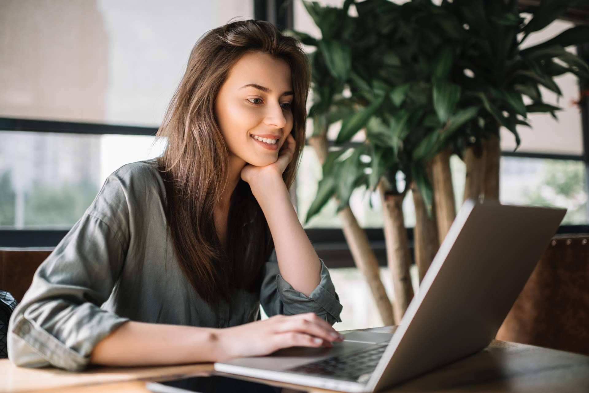 Aprender alemán hoy, cómo elegir entre un curso online y uno presencial