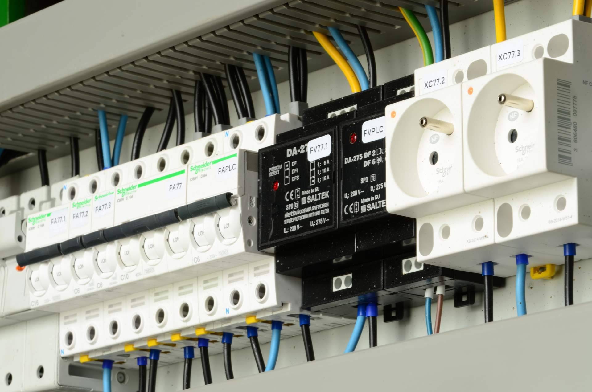 Cadenza Electric se consolida como referente en la distribución online de material eléctrico en España