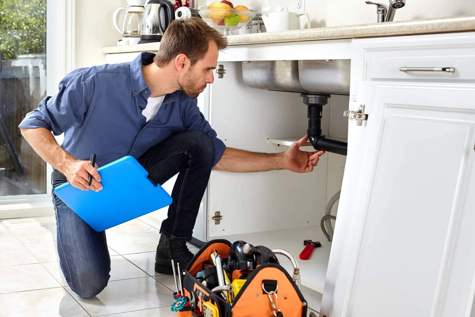 Reparaciones Nieto amplía su presencia como empresa de fontaneros 24 horas en Alicante